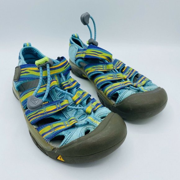 keen boys water shoes